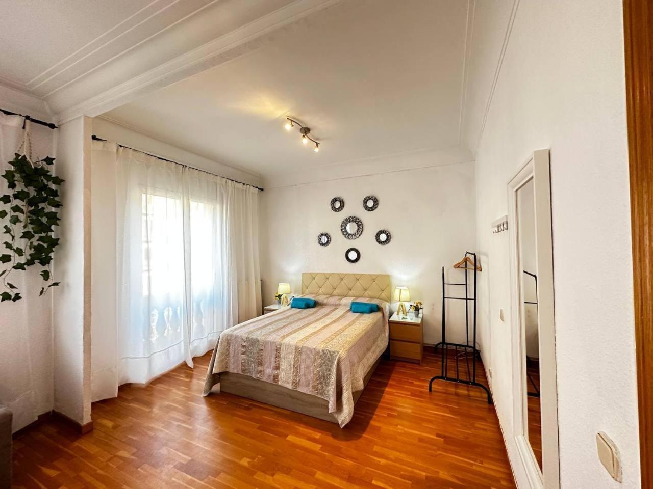 Habitaciones Acogedoras Barcelona Exteriör bild