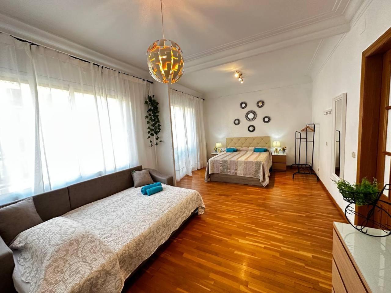 Habitaciones Acogedoras Barcelona Exteriör bild