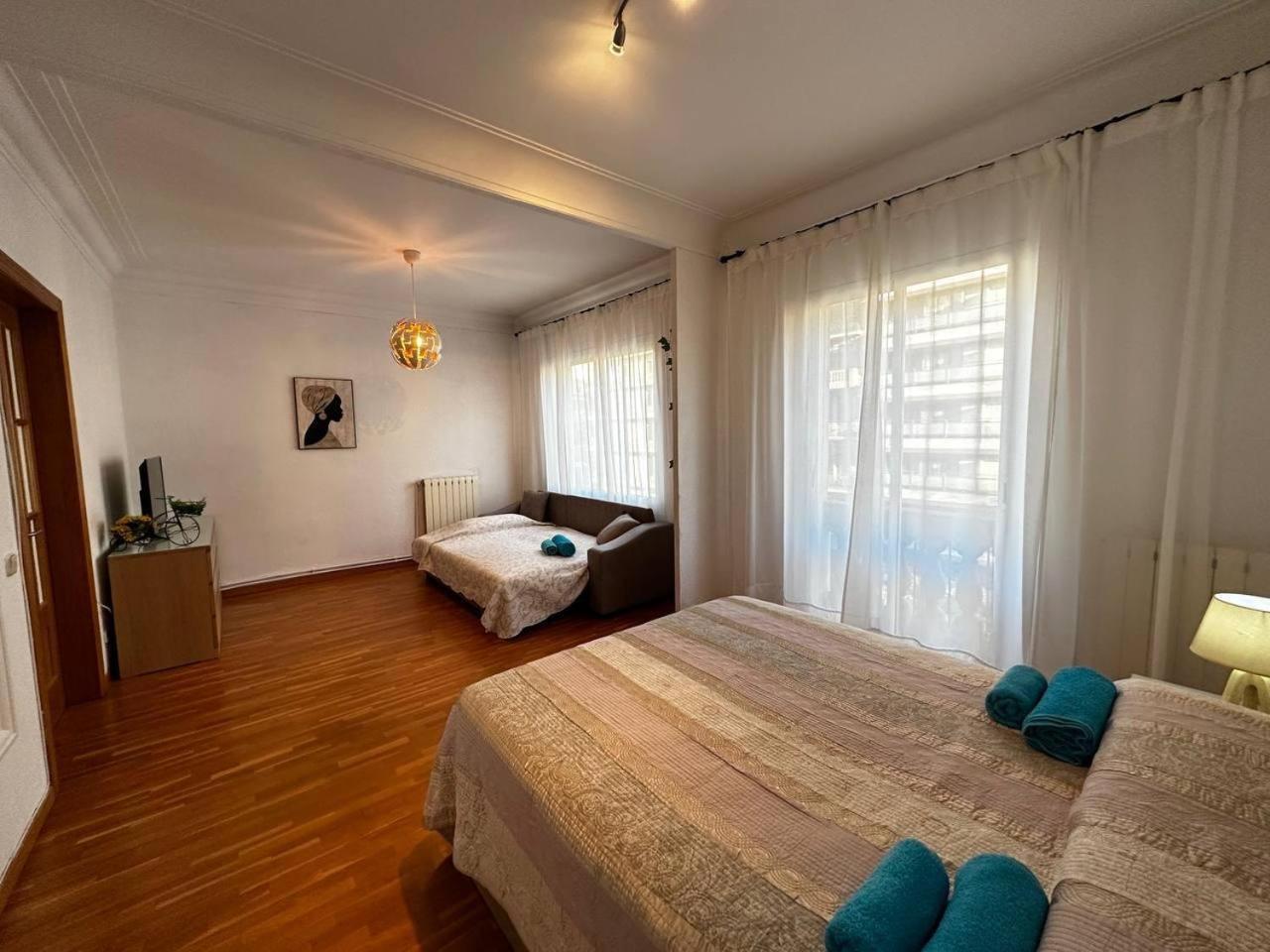 Habitaciones Acogedoras Barcelona Exteriör bild
