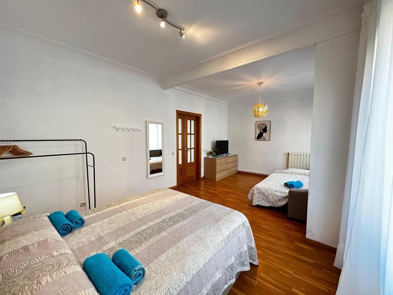 Habitaciones Acogedoras Barcelona Exteriör bild